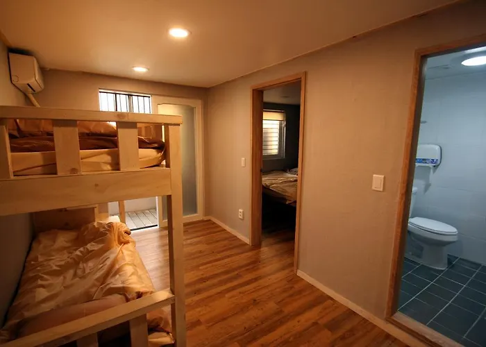 게스트하우스 Grape Garden House 2*