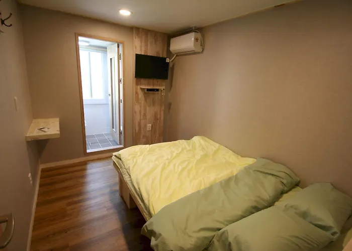 Grape Garden House 게스트하우스 2*